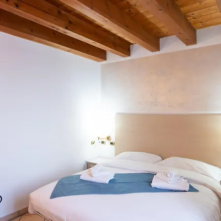 Residenza Bella 2 بيت ضيافة Mozzecane